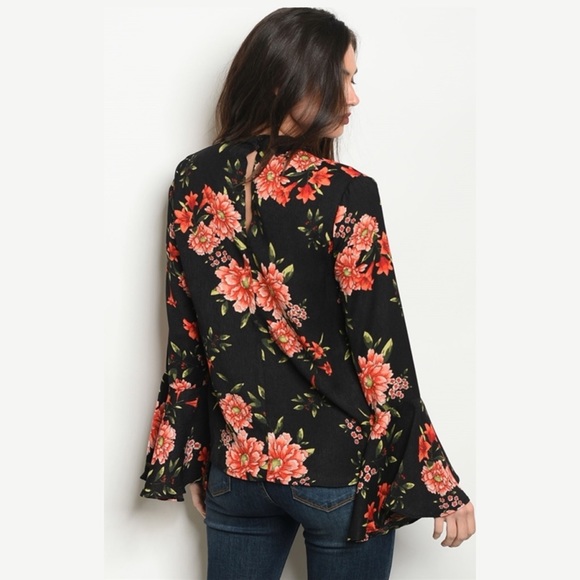 ✨1 LEFT✨Black Floral Bell Sleeve Choker Neck Top!! - Picture 2 of 5